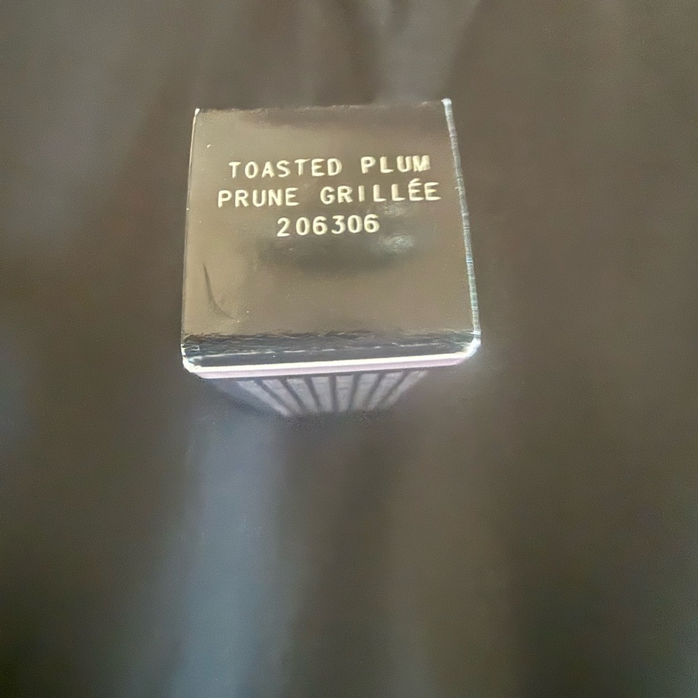 Mary Kay Supreme Hydrating Lipstick - Toasted Plum - New in Box - Picture 4 of 4